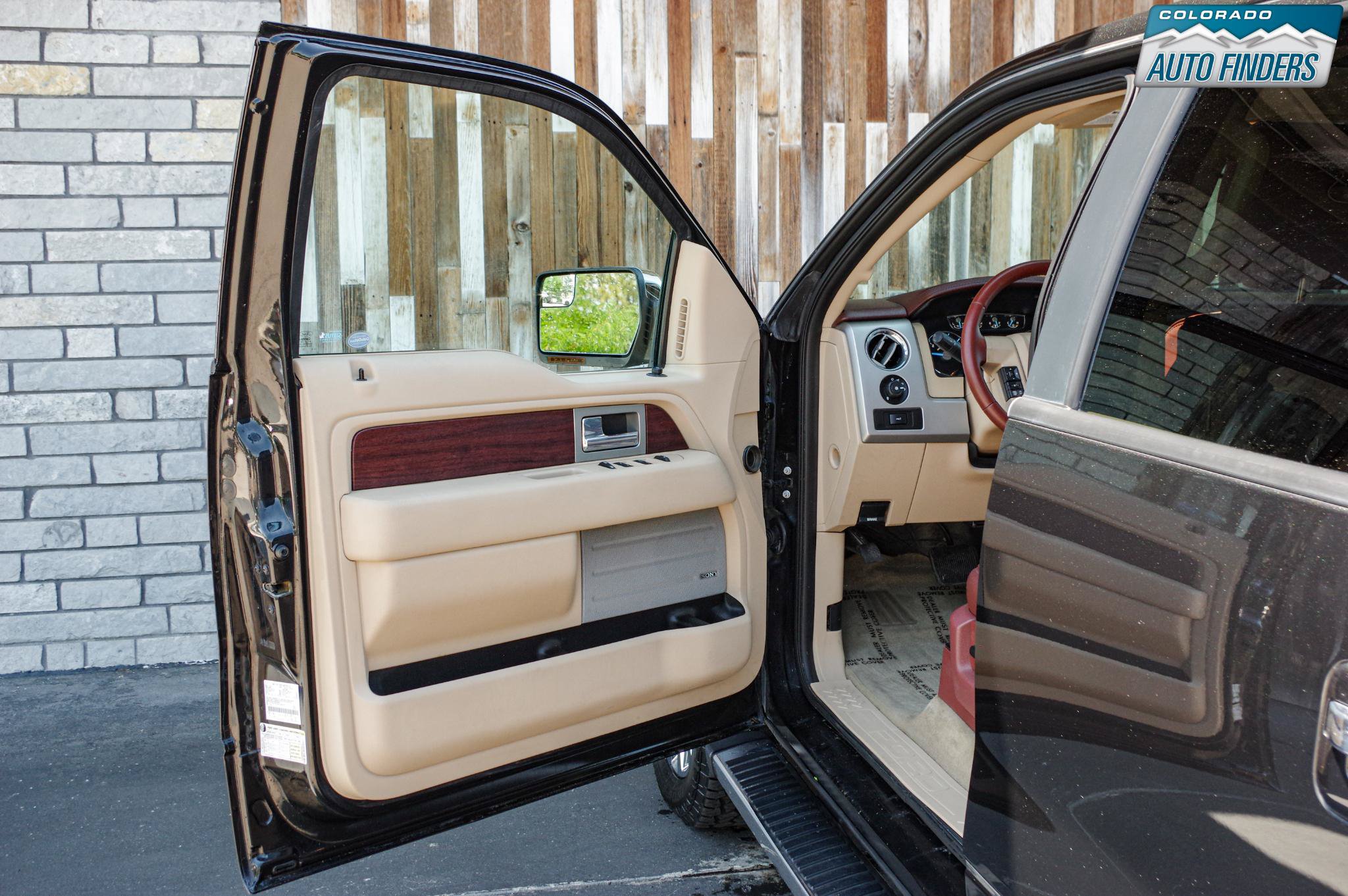 Used 2013 Ford F150 King Ranch w/ King Ranch Luxury Pkg AWD/4WD image 10