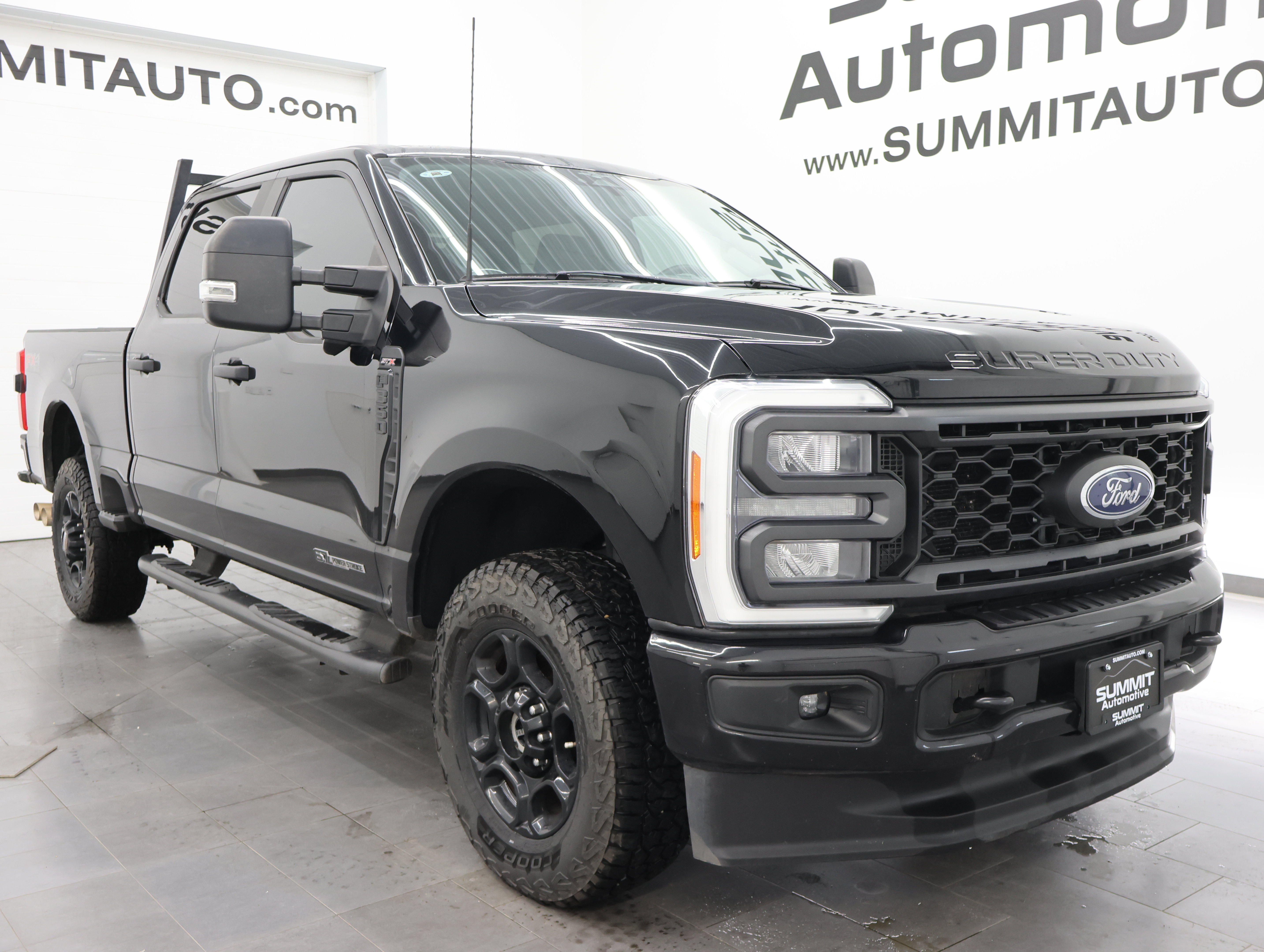 Used 2023 Ford F350 XL w/ STX Appearance Package AWD/4WD image 2