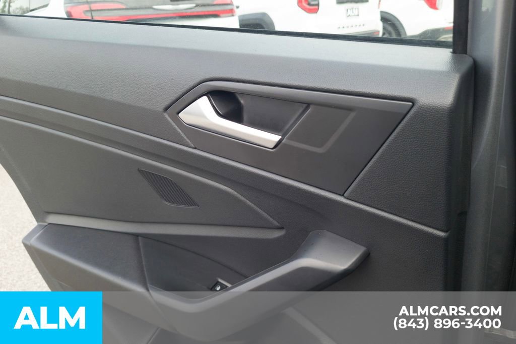 Used 2024 Volkswagen Jetta SE image 22