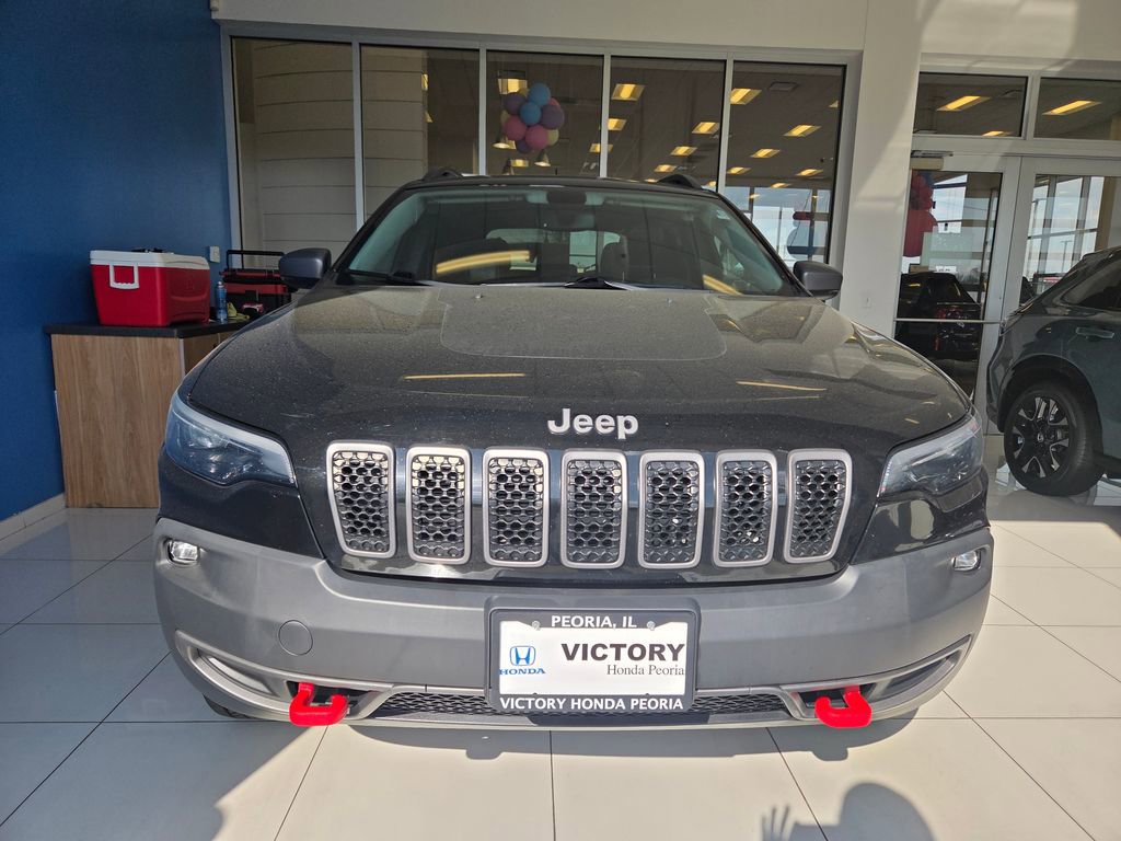 Used 2019 Jeep Cherokee Trailhawk w/ Comfort & Convenience Group image 2