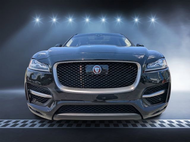 Used 2020 Jaguar F-PACE R-Sport image 8