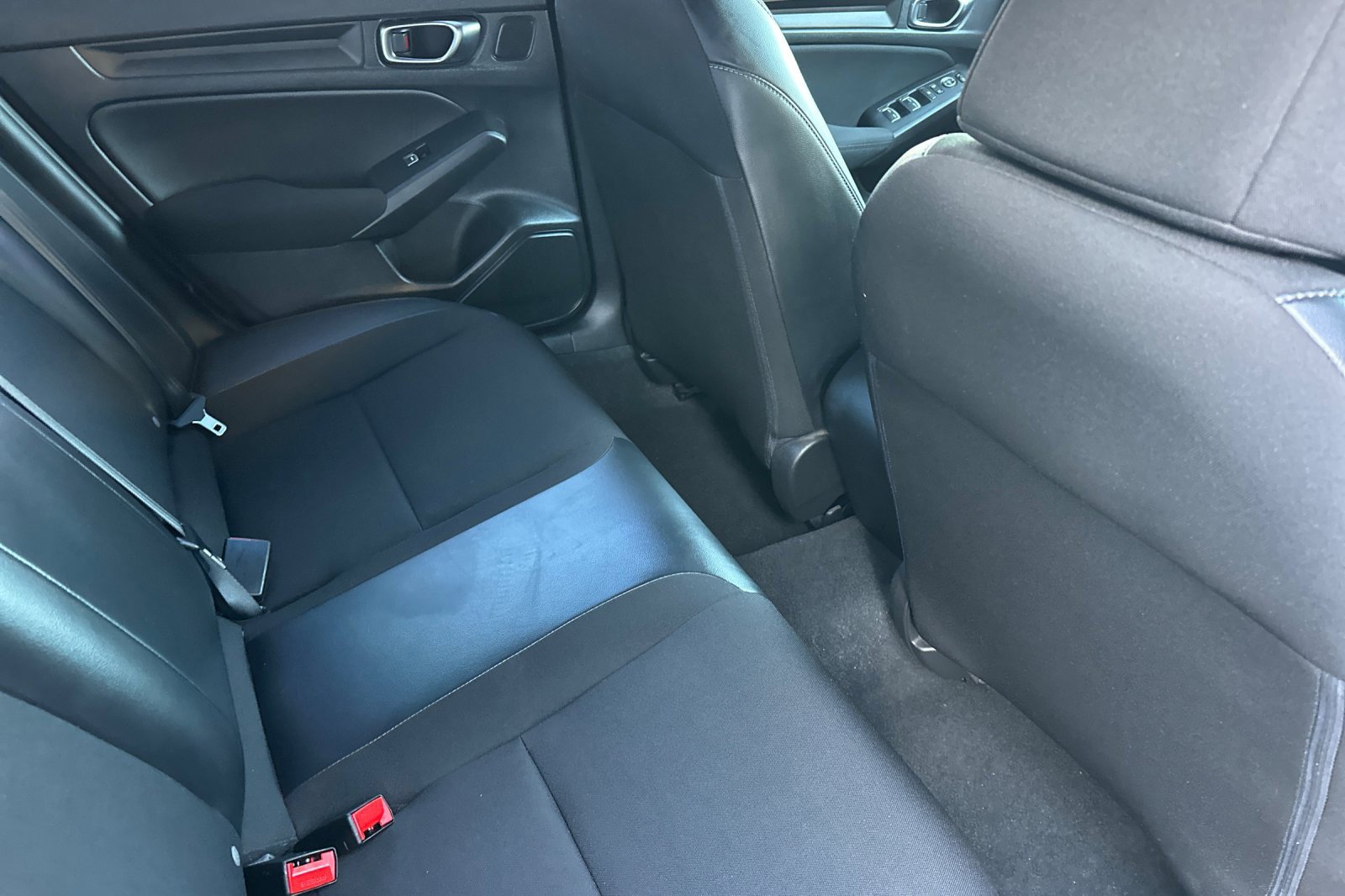 Used 2022 Honda Civic Sport image 17