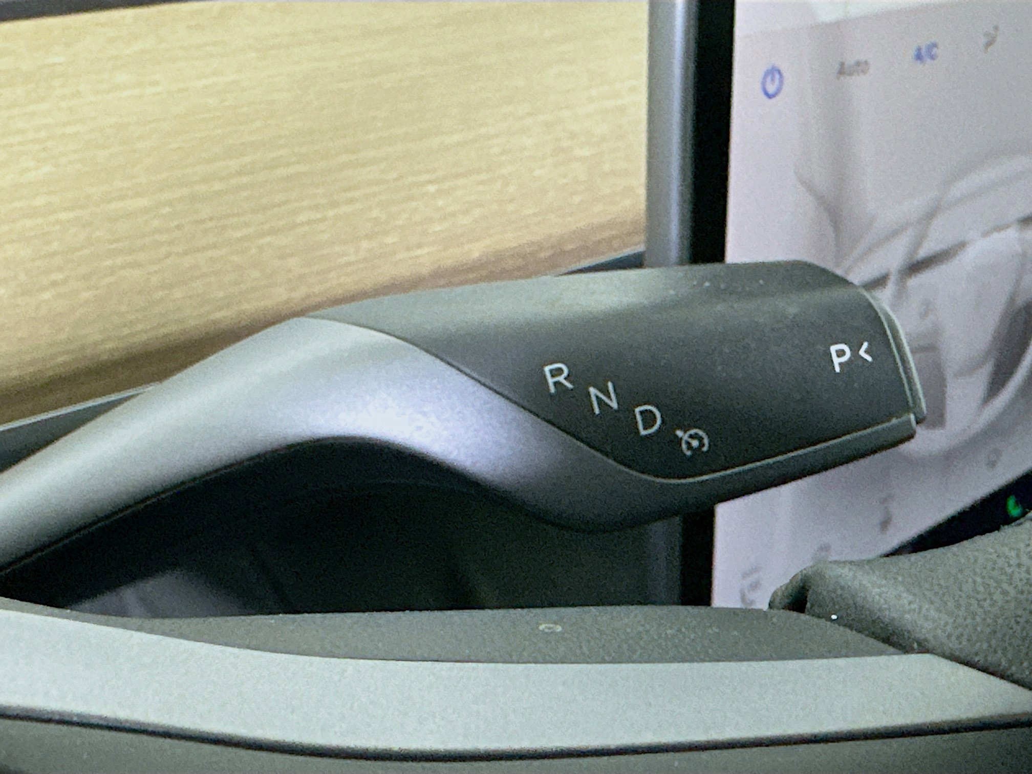 Used 2023 Tesla Model 3 Standard Range image 24