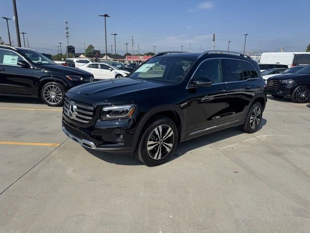 New 2025 Mercedes-Benz GLB 250