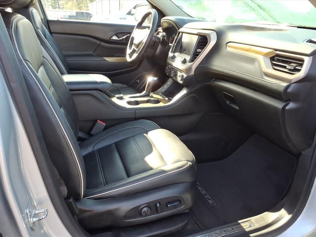 Used 2018 GMC Acadia Denali w/ Technology Package image 11