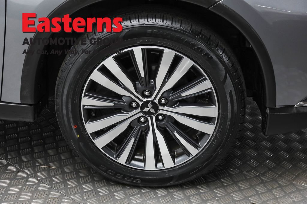 Used 2020 Mitsubishi Outlander SEL image 30