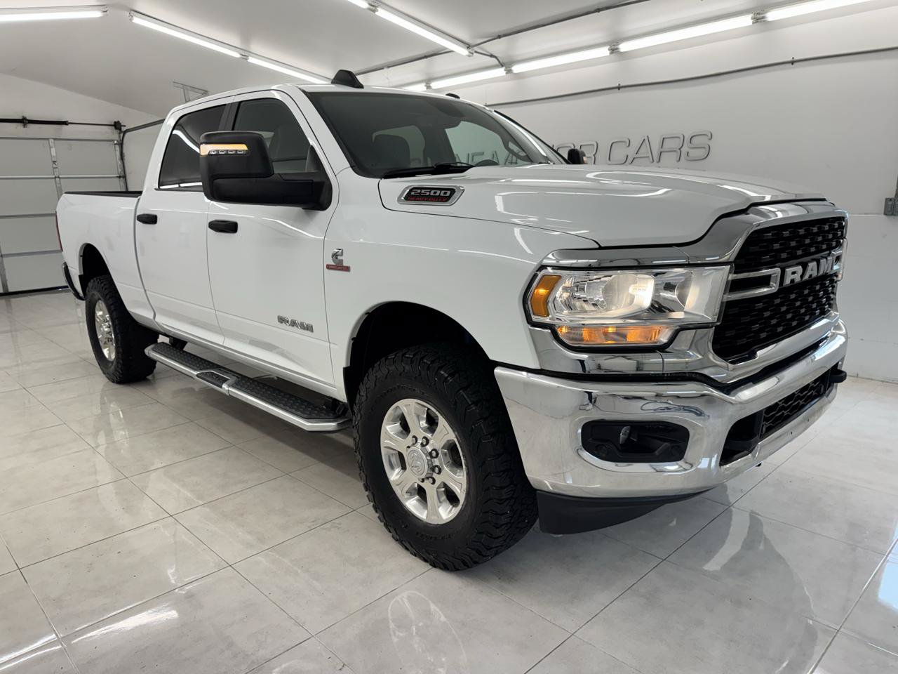 Used 2024 RAM 2500 Big Horn w/ Off Road Package AWD/4WD image 3