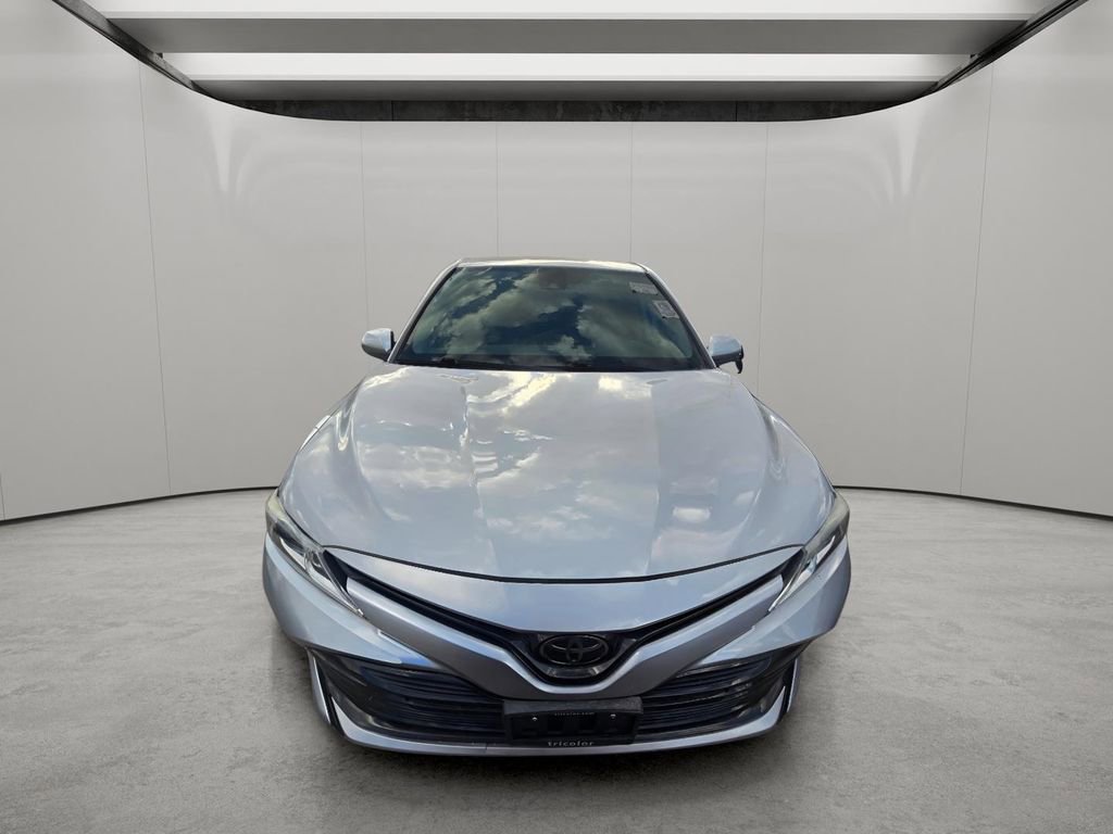 Used 2020 Toyota Camry LE image 15