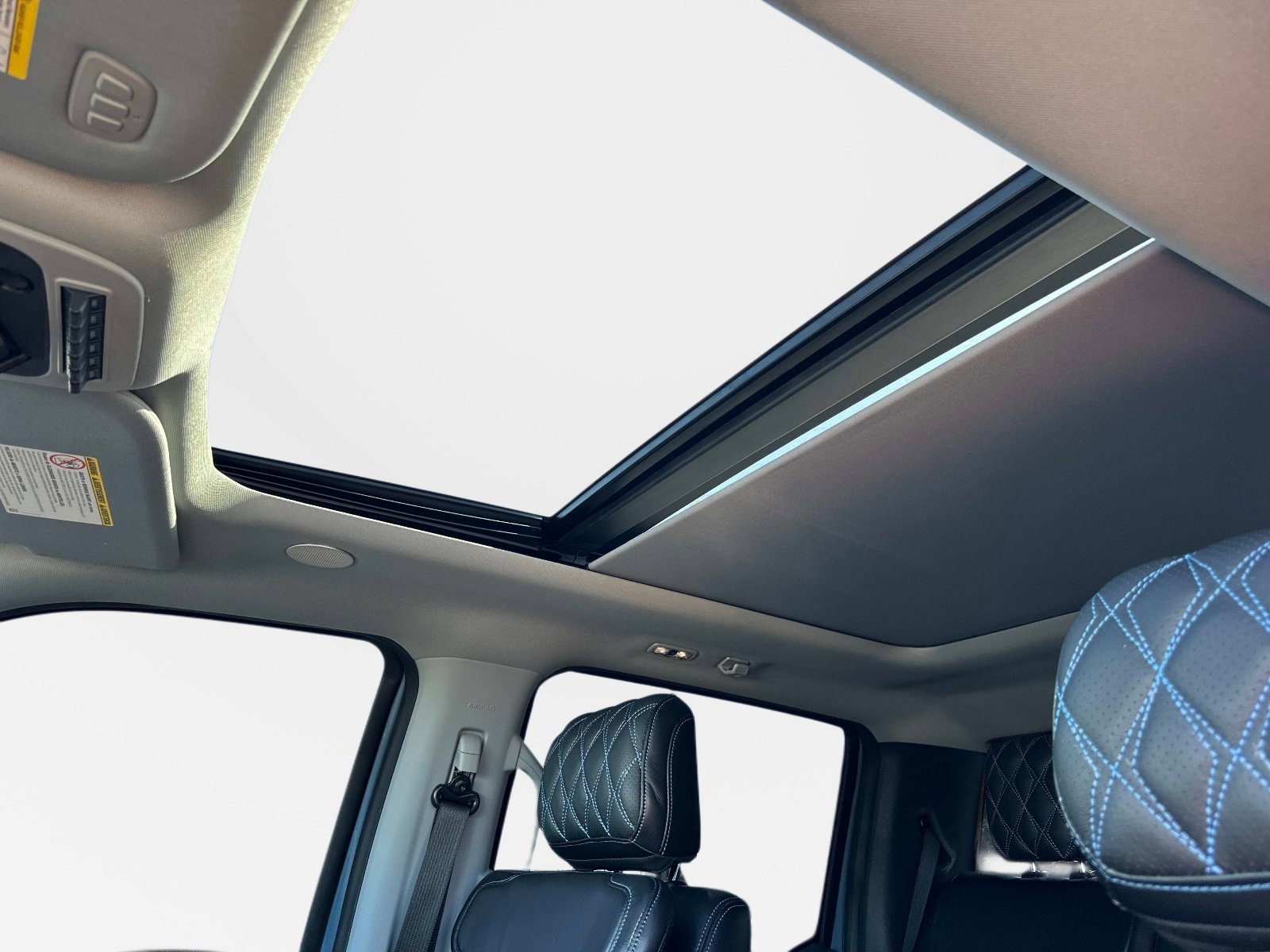 Used 2023 Ford F450 Lariat w/ Lariat Ultimate Package image 27