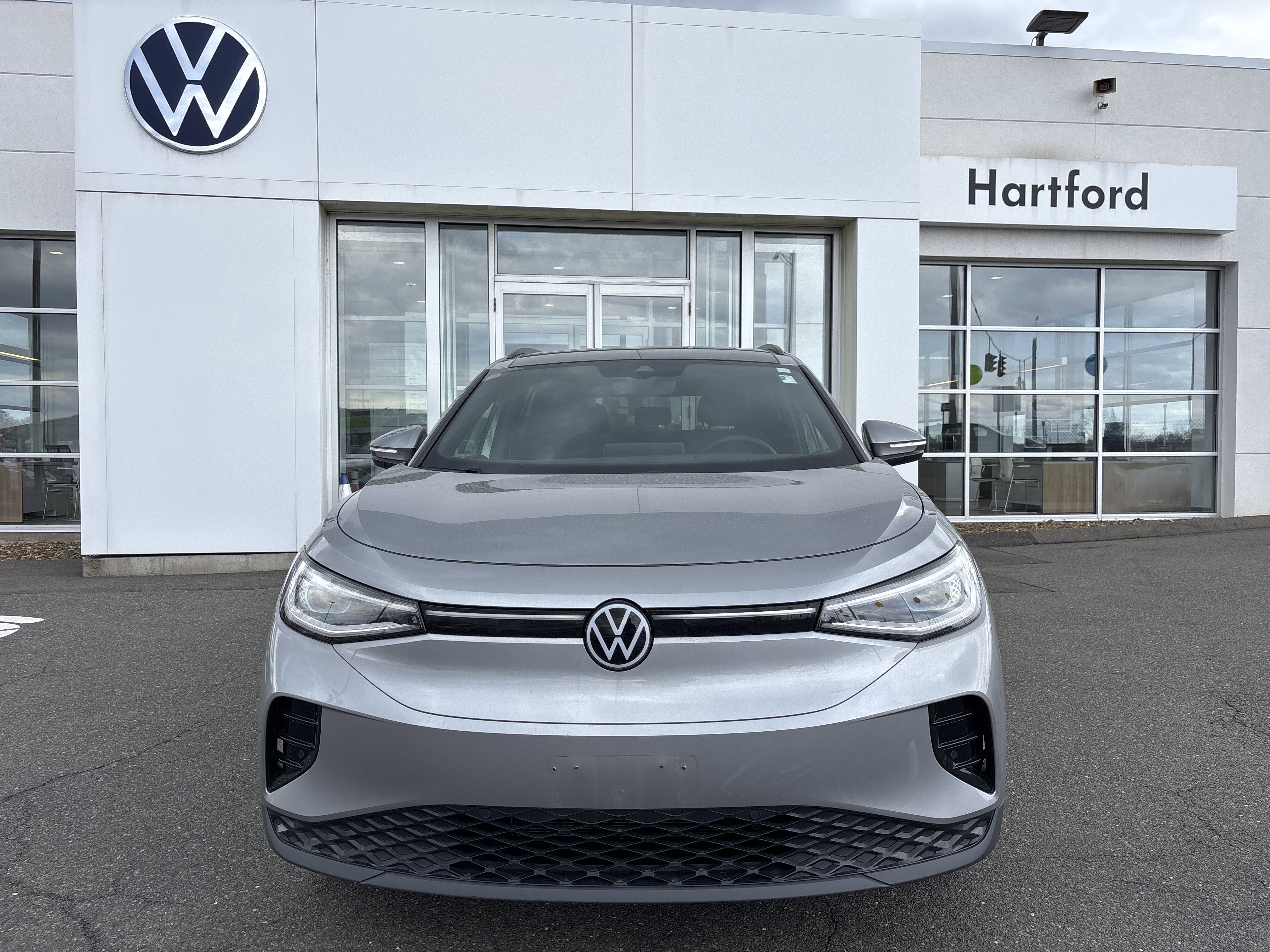 Used 2023 Volkswagen ID.4 S image 9
