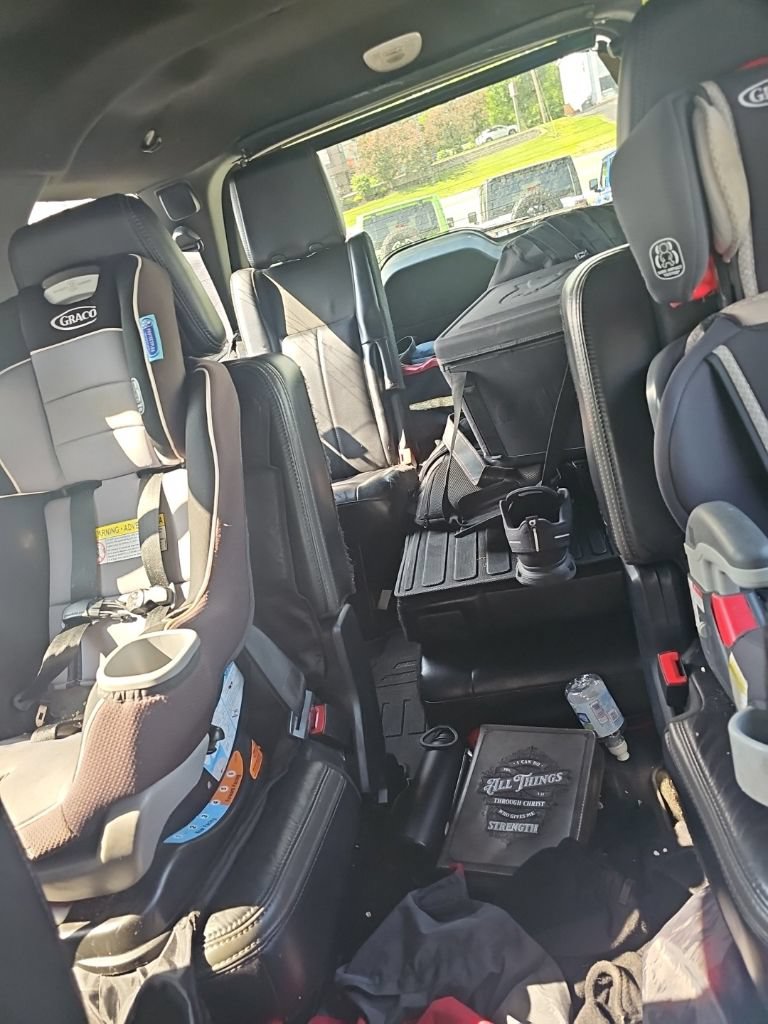 Used 2016 Ford Expedition Platinum AWD/4WD image 10