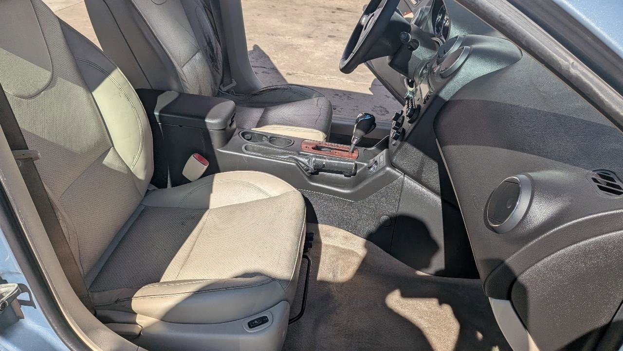 Used 2009 Pontiac G6 Sedan w/ Sport Package 1 FWD image 13