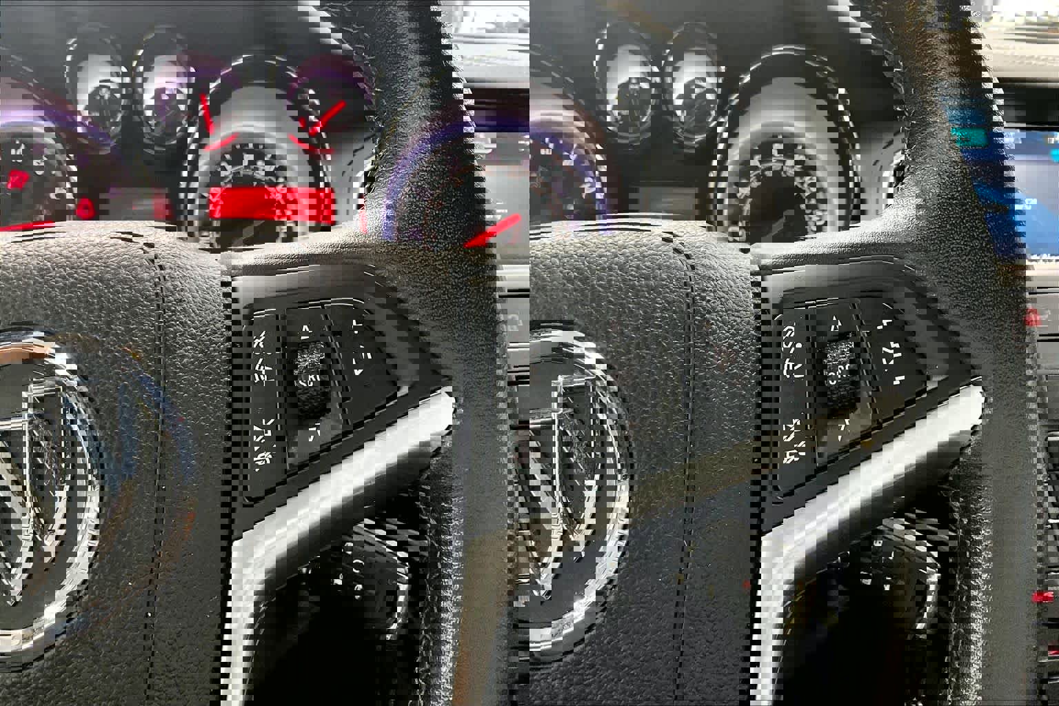 Used 2016 Buick Cascada Premium image 24