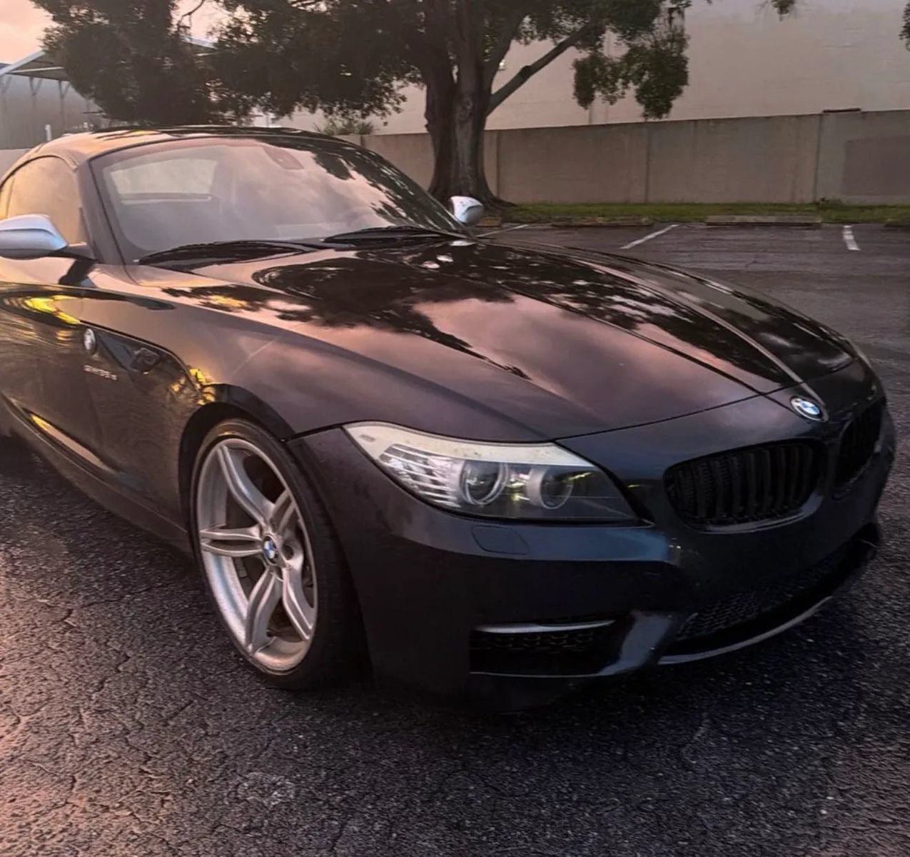 Used 2012 BMW Z4 sDrive35is RWD image 6