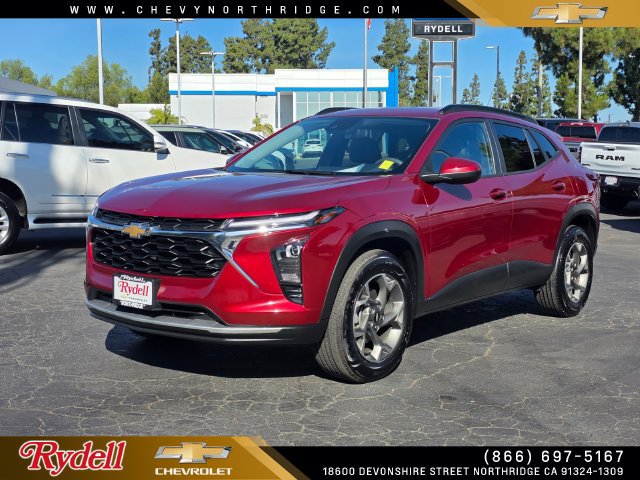 Used 2025 Chevrolet Trax LT