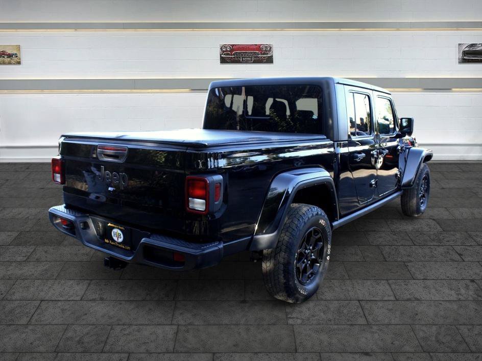 Used 2022 Jeep Gladiator Sport AWD/4WD image 7