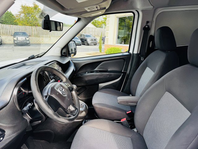 Used 2016 RAM ProMaster City Tradesman image 9