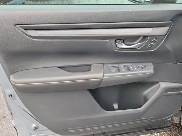 Used 2025 Honda CR-V Sport-L image 17