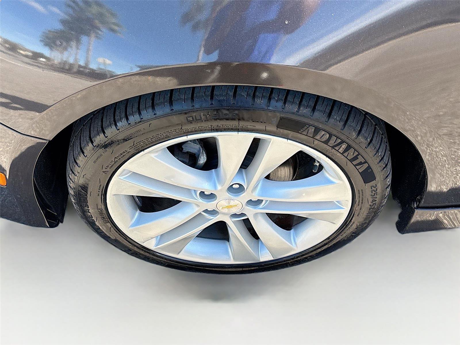 Used 2016 Chevrolet Cruze LTZ w/ Sun, Sound and Sport Package image 34