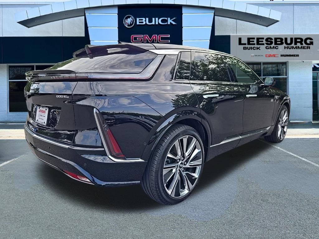 Used 2026 Cadillac Lyriq Signature Luxury w/ Nappa Leather Package AWD/4WD image 7