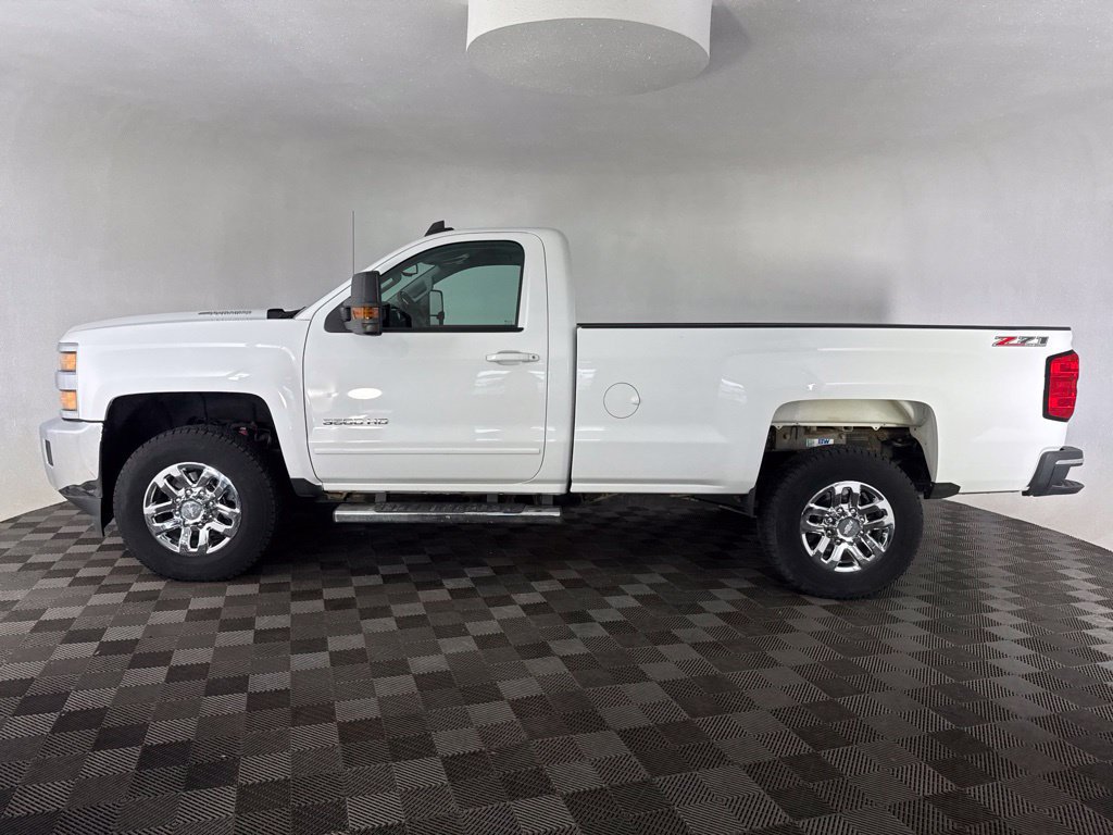 Used 2015 Chevrolet Silverado 3500 LT w/ LT Convenience Package AWD/4WD image 5