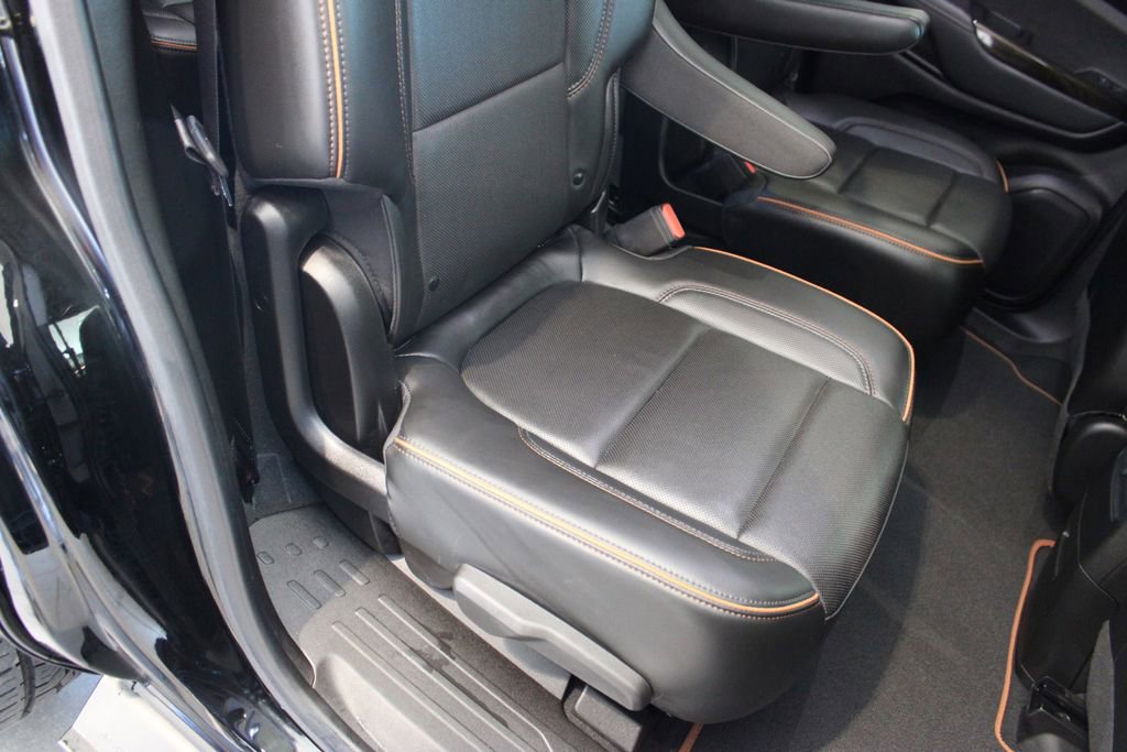 Used 2023 GMC Acadia AT4 w/ Technology Package image 25