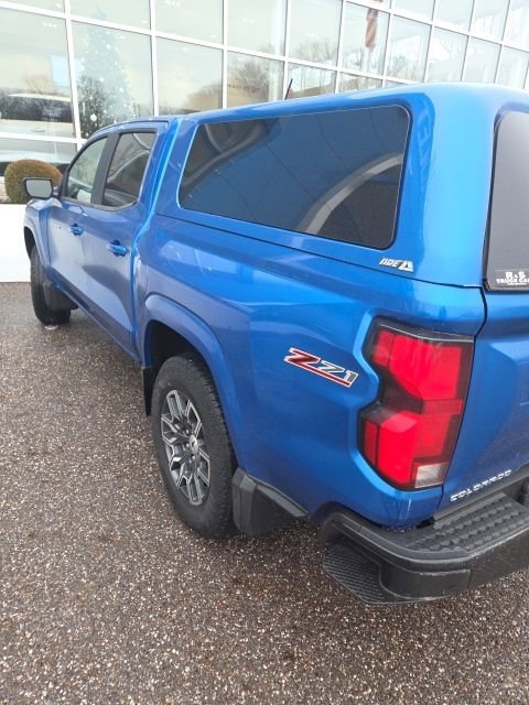 Used 2023 Chevrolet Colorado Z71 w/ Z71 Convenience Package 2 image 3