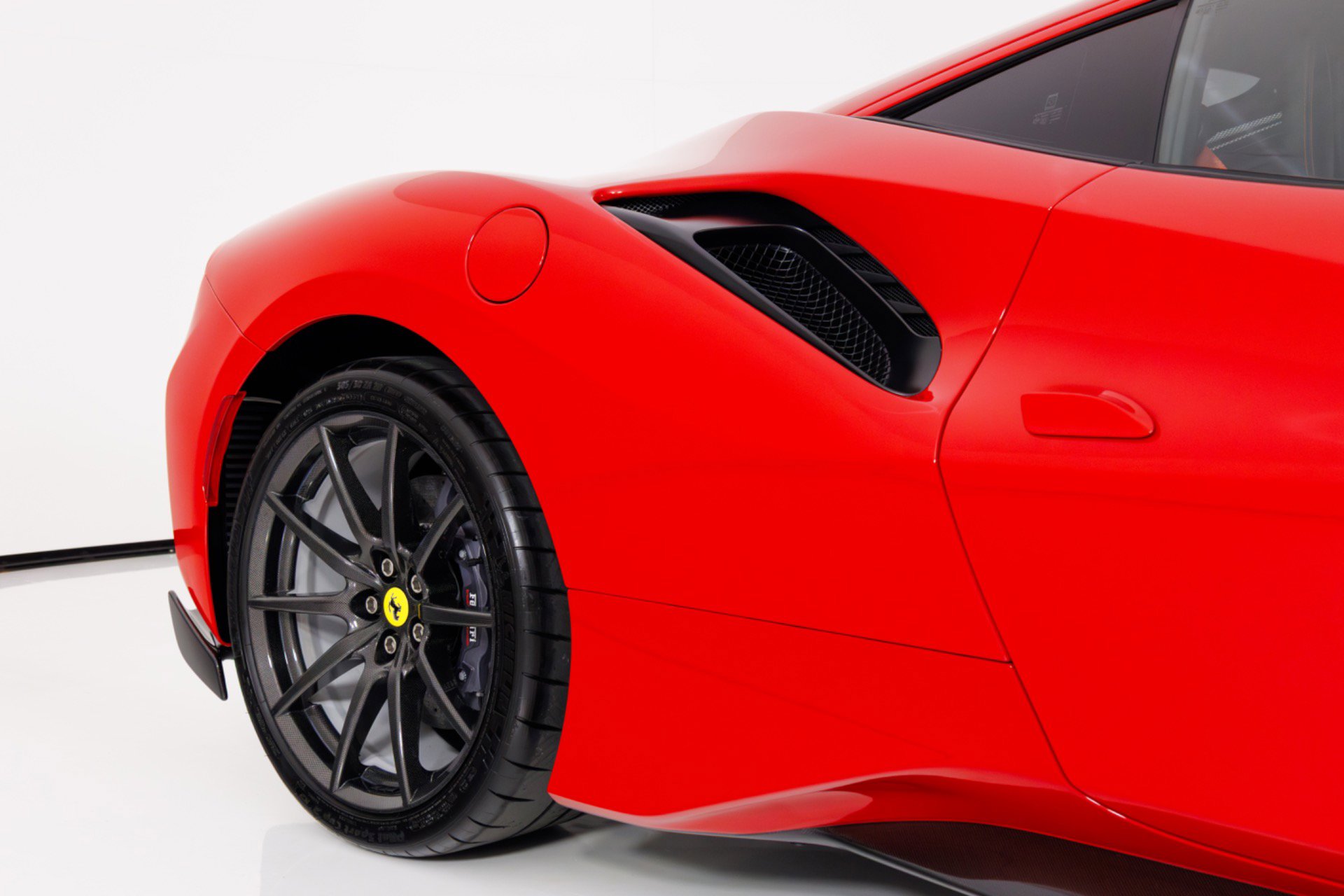 Used 2019 Ferrari 488 Pista image 62