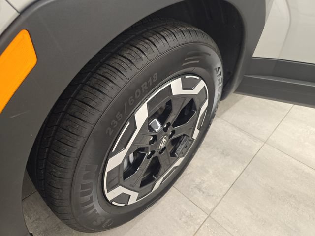 Used 2025 Hyundai Santa Fe SEL FWD image 38