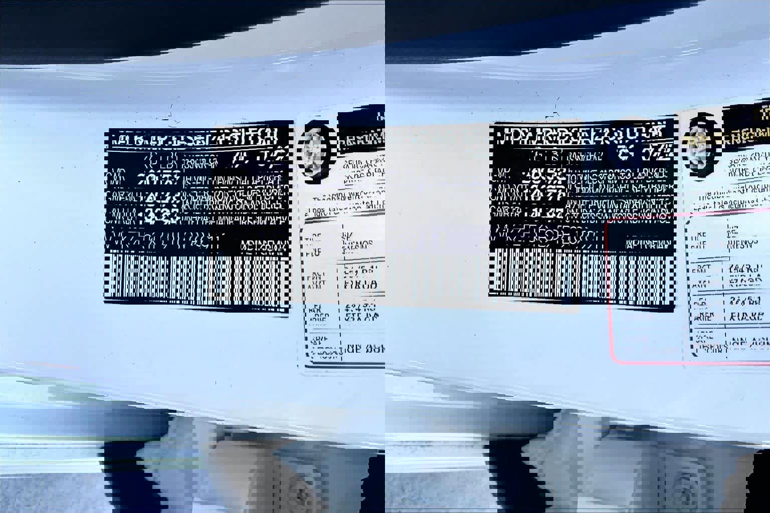 Used 2023 Mercedes-Benz E 450 4MATIC Sedan image 35