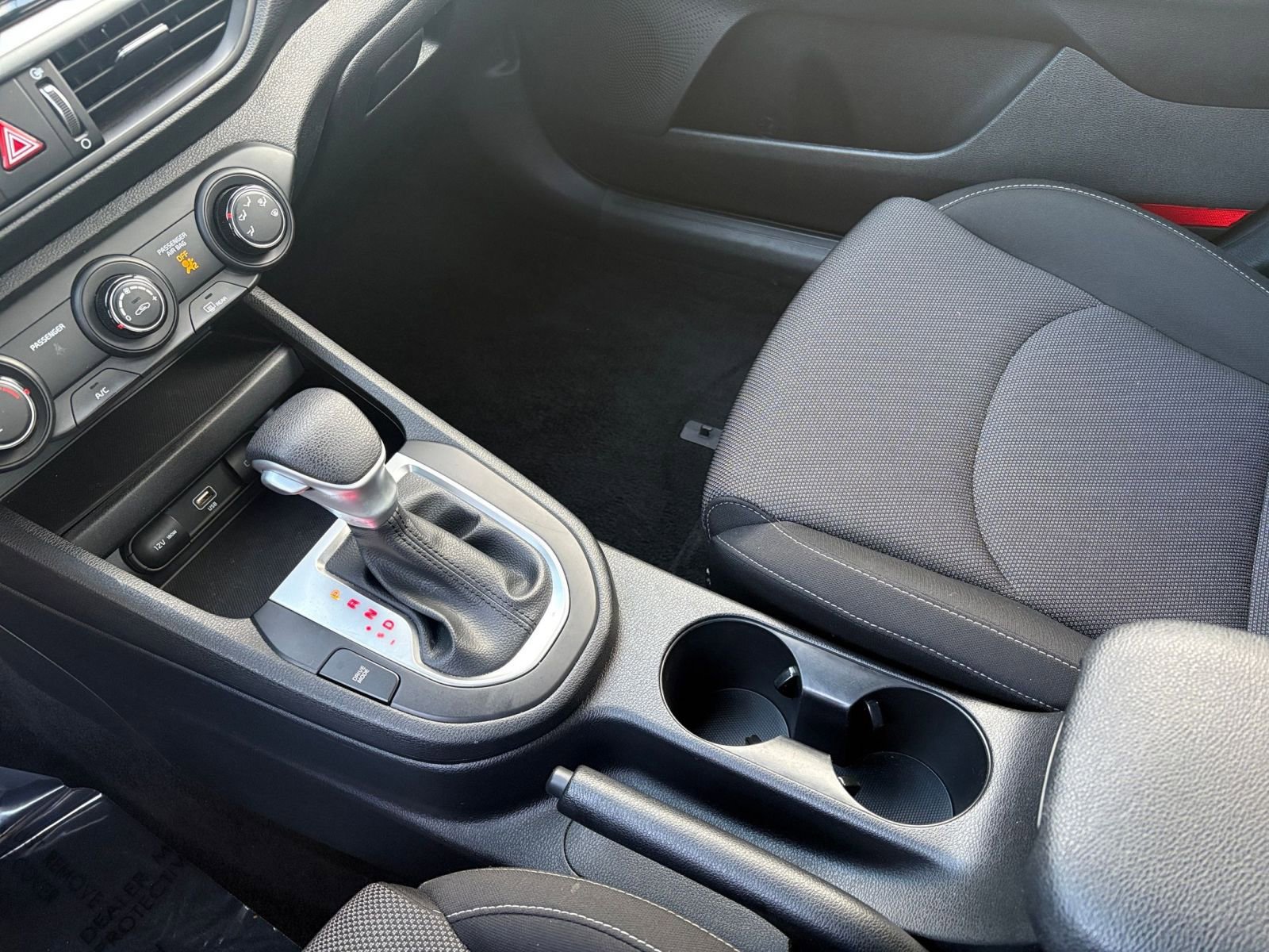 Used 2024 Kia Forte LXS image 39