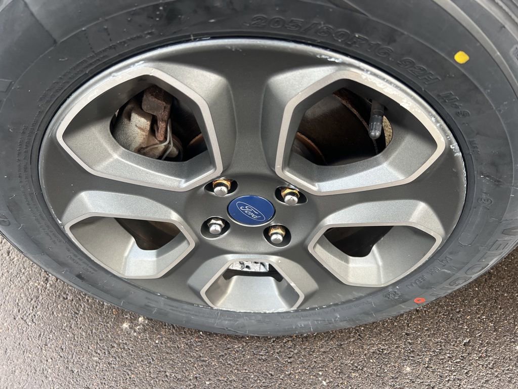 Used 2018 Ford EcoSport S image 45