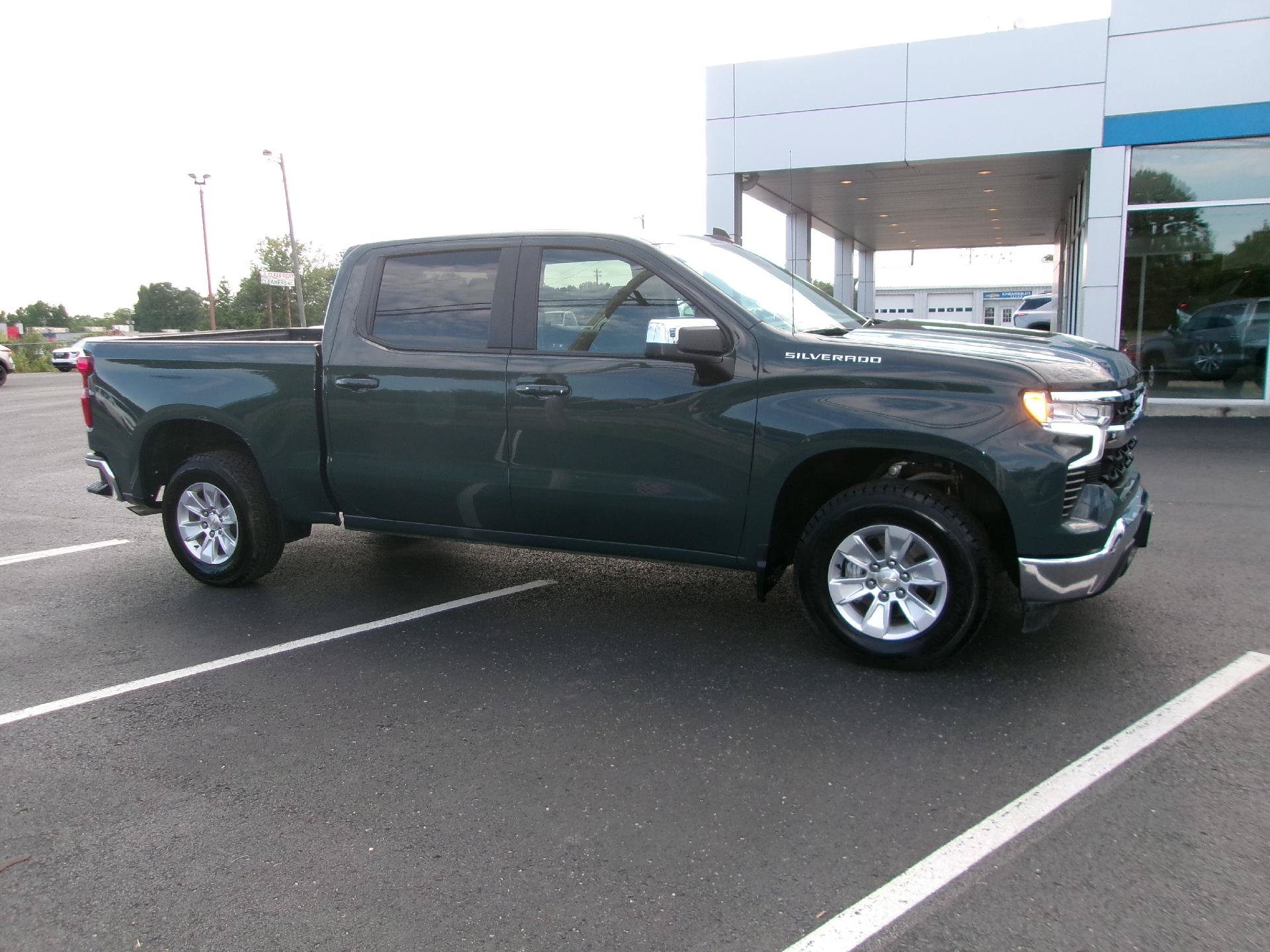 Certified 2025 Chevrolet Silverado 1500 LT RWD image 21