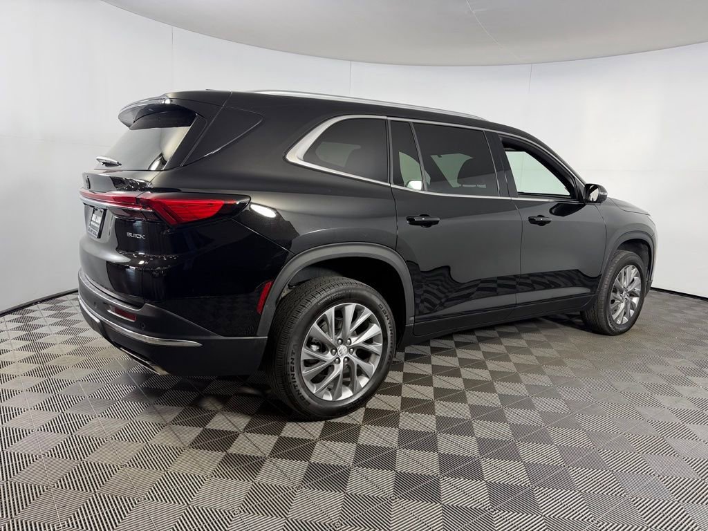 Used 2025 Buick Enclave Preferred AWD/4WD image 7