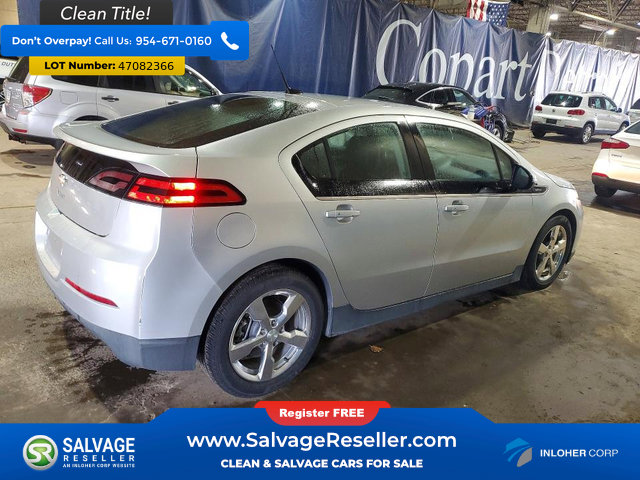 Used 2013 Chevrolet Volt Premium w/ Premium Trim Package image 4
