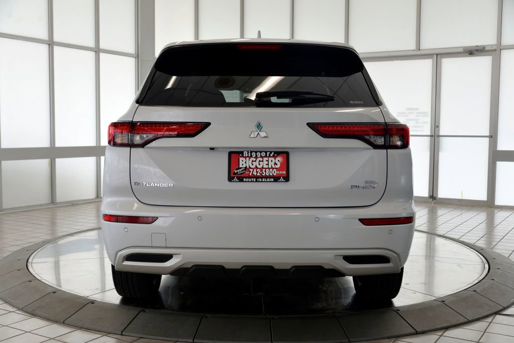 Used 2023 Mitsubishi Outlander SEL AWD/4WD image 7
