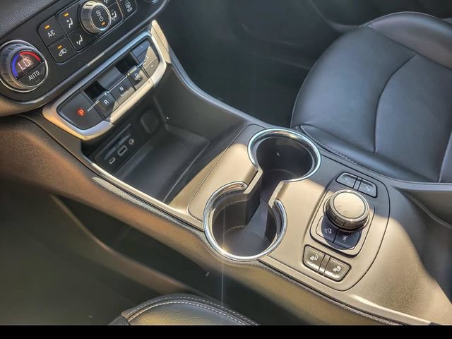 Certified 2024 GMC Terrain SLT AWD/4WD image 17