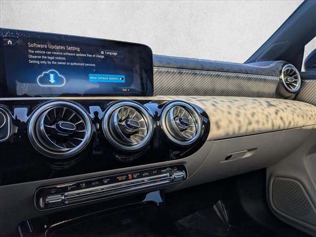 Used 2025 Mercedes-Benz CLA 250 image 13