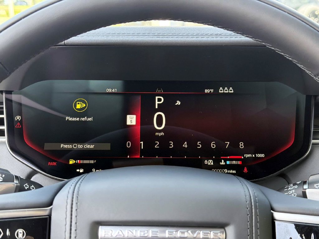 New 2026 Land Rover Range Rover SE AWD/4WD image 30
