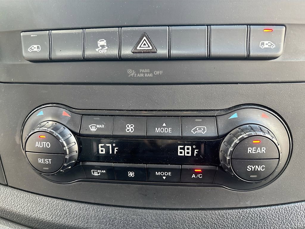 Used 2023 Mercedes-Benz Metris Passenger image 39