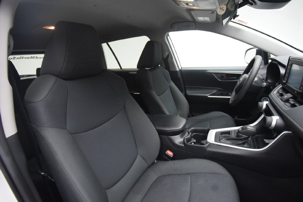 Used 2020 Toyota RAV4 LE w/ All Weather Liner Package AWD/4WD image 14