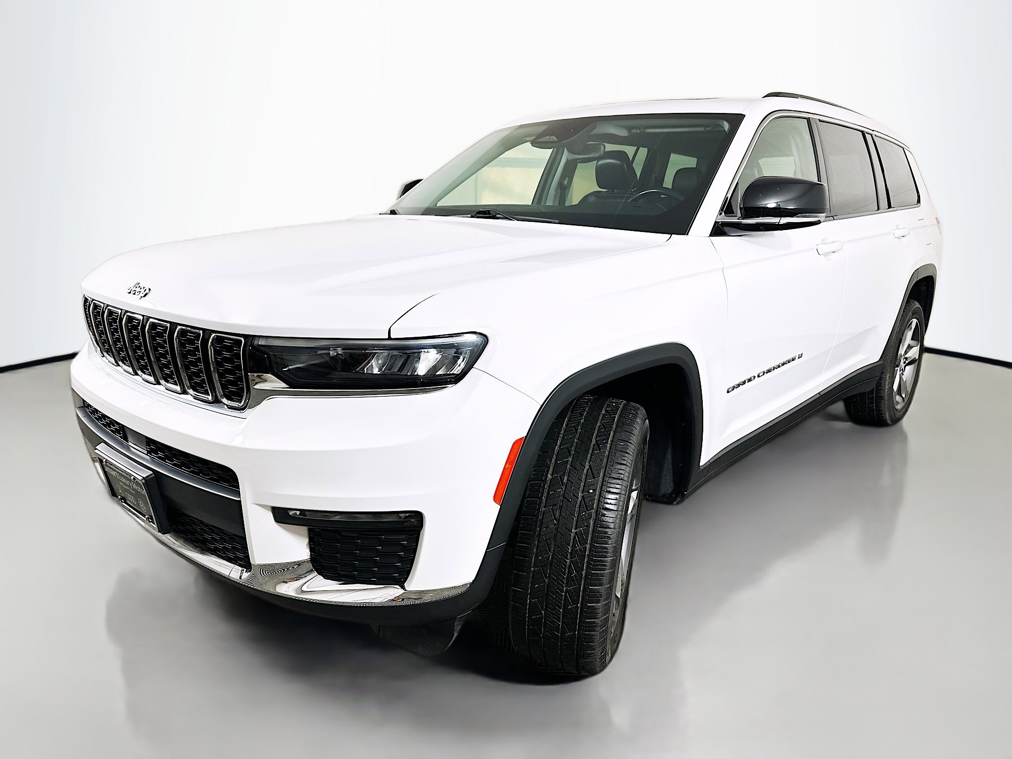 Used 2021 Jeep Grand Cherokee L Limited image 3