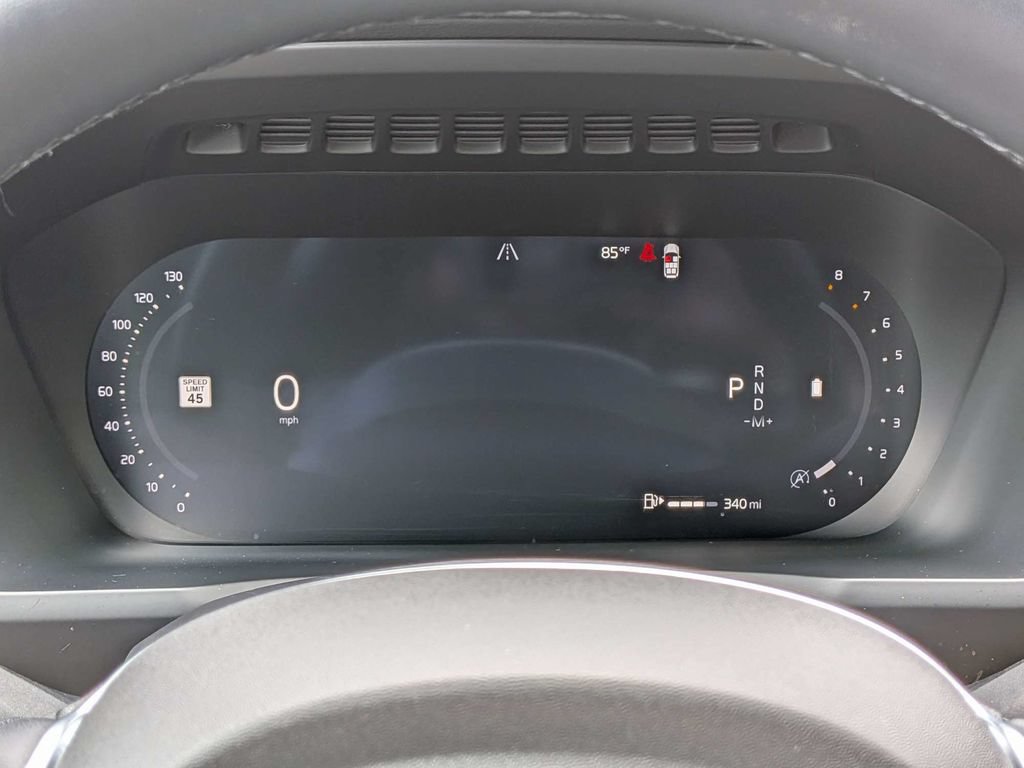Certified 2026 Volvo XC90 B5 Plus w/ Protection Package Premier AWD/4WD image 42