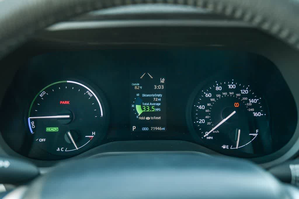 Used 2023 Toyota Sienna XLE FWD image 23
