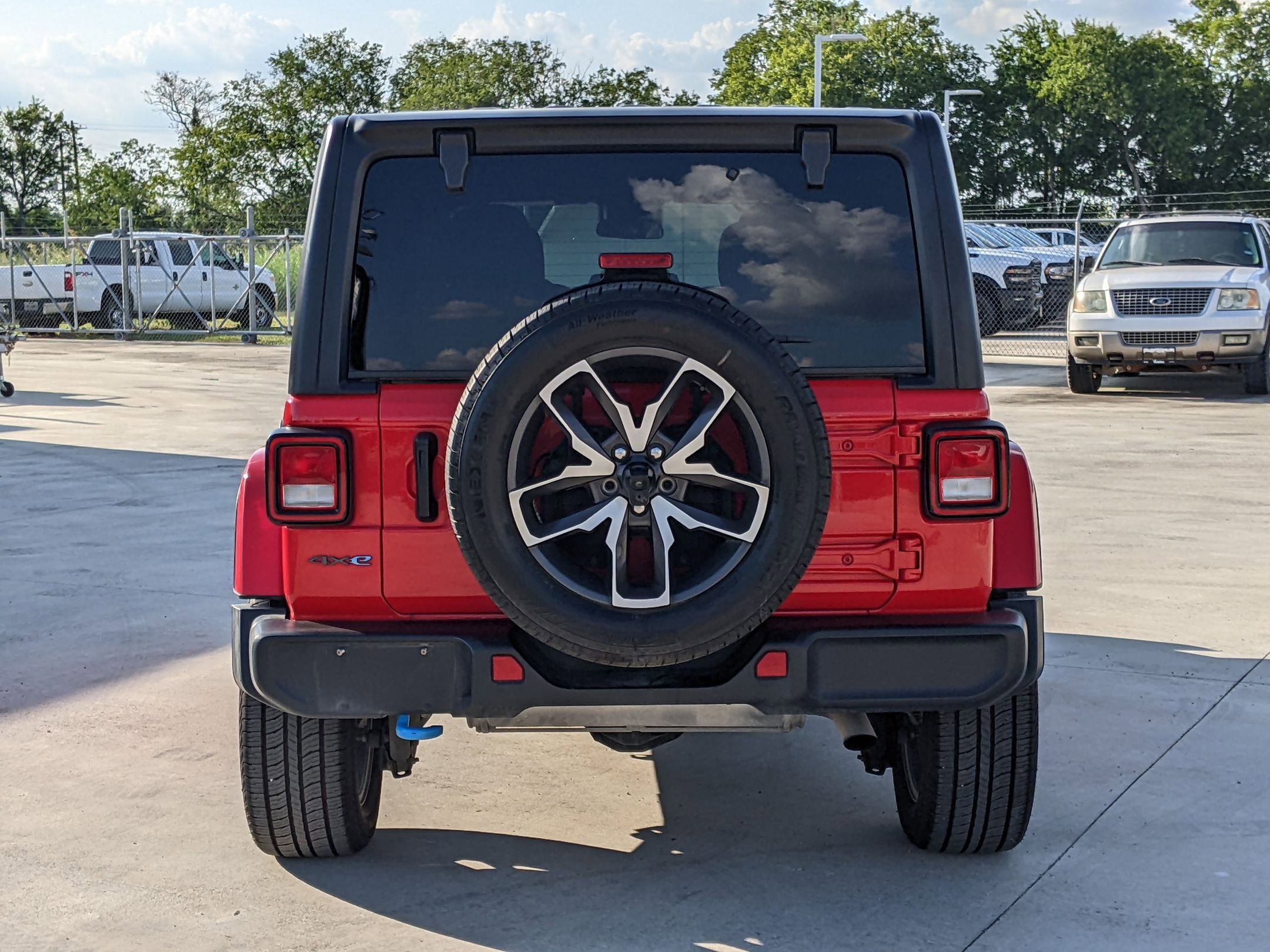 Used 2024 Jeep Wrangler Sport S AWD/4WD image 4