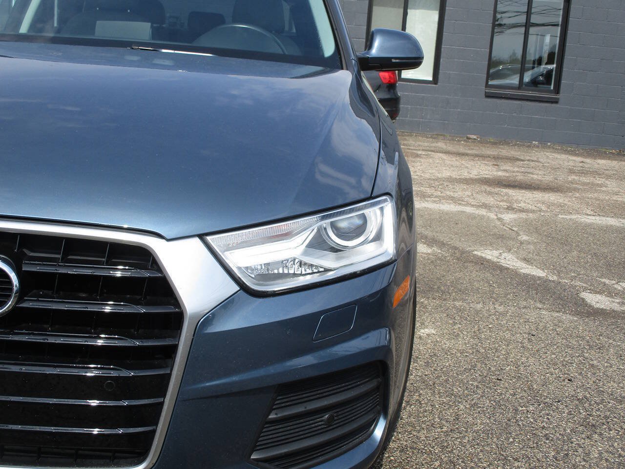Used 2016 Audi Q3 2.0T Premium Plus w/ Technology Package AWD/4WD image 96