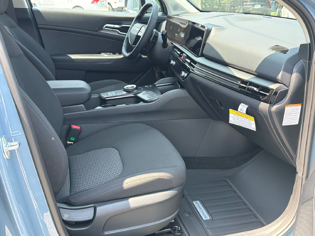 New 2027 Kia Sportage S FWD image 11