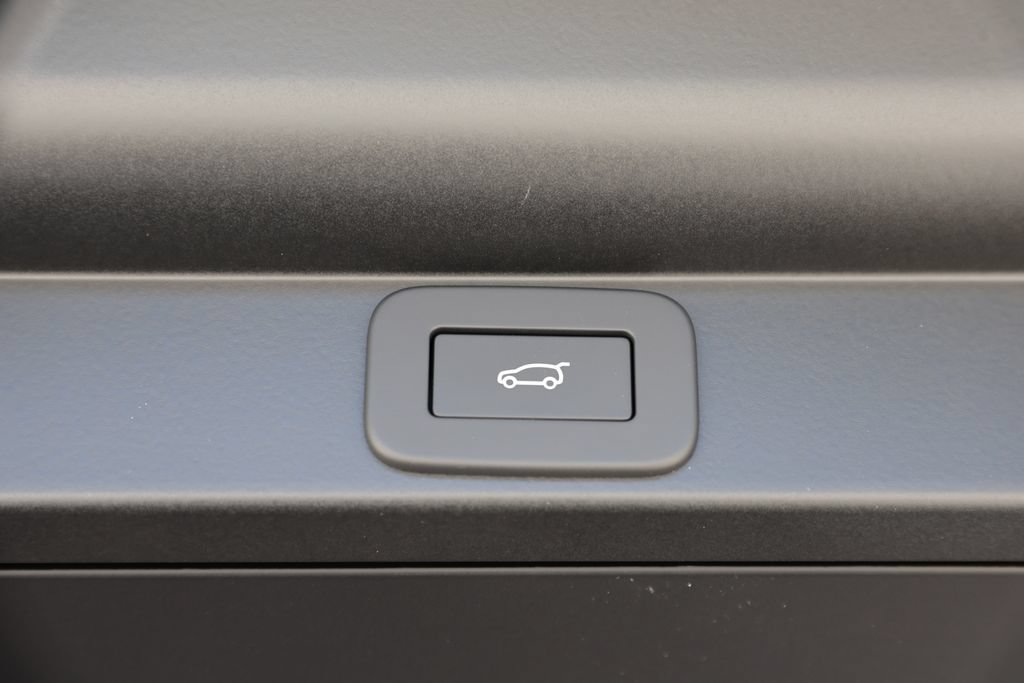 New 2026 Land Rover Range Rover SE AWD/4WD image 11