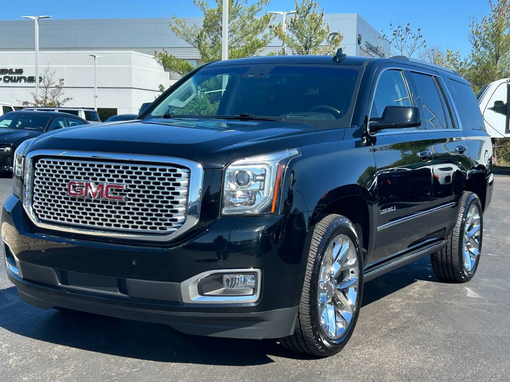 Used 2017 GMC Yukon Denali w/ Open Road Package image 3