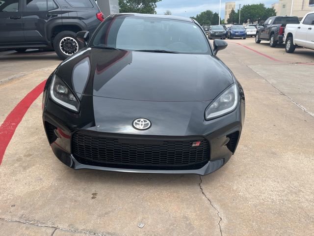 Used 2024 Toyota GR86 Premium image 3